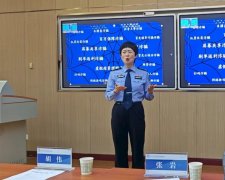 处加入“保安然送国庆”校园平安教育办理专题